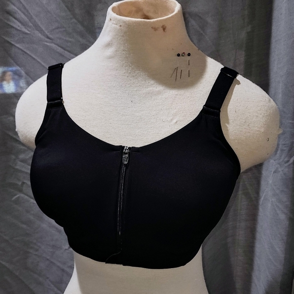 2 All In Motion womens zip front sport Bras size 38c - Picture 6 of 10
